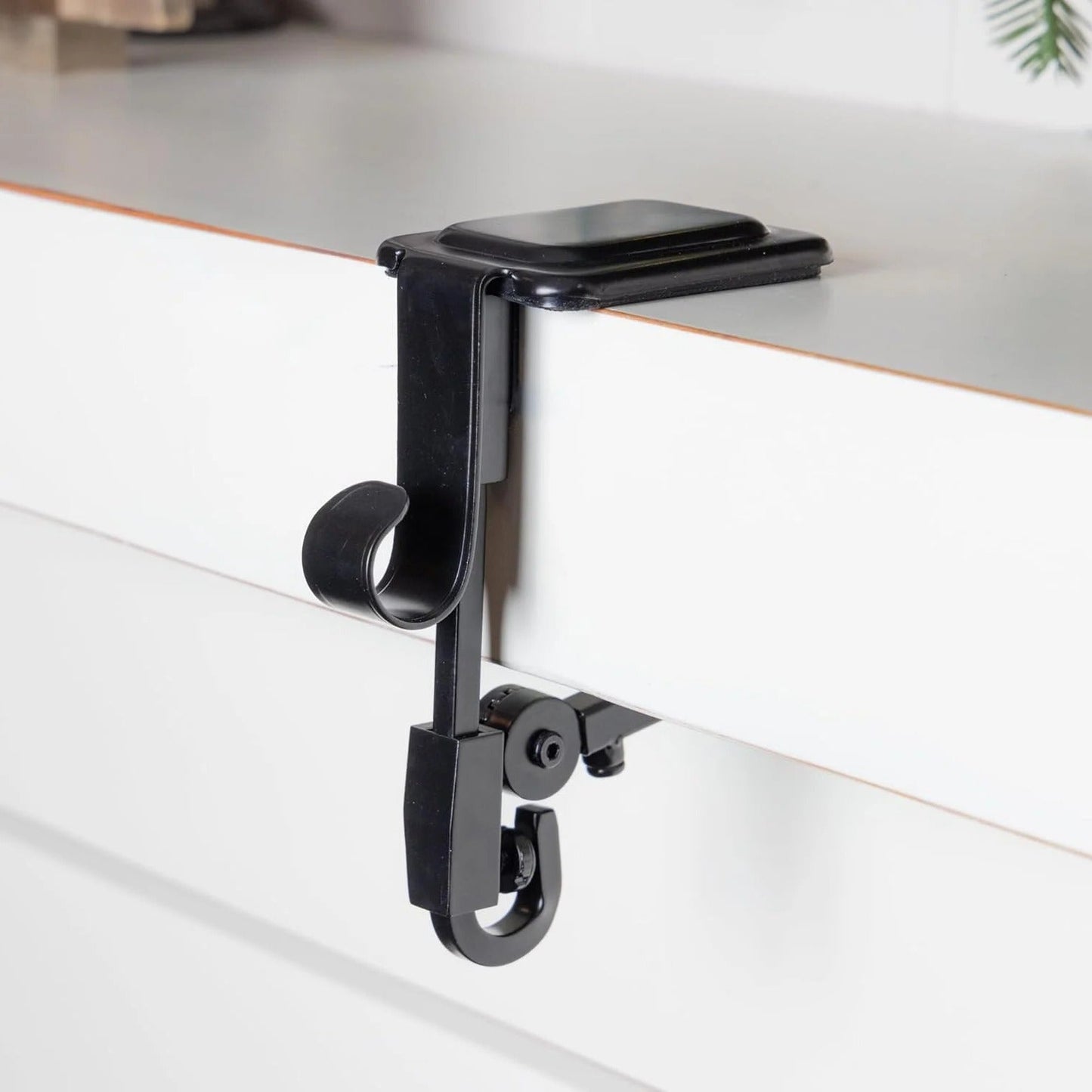 Adjustable Fireplace Stocking Hanger Set